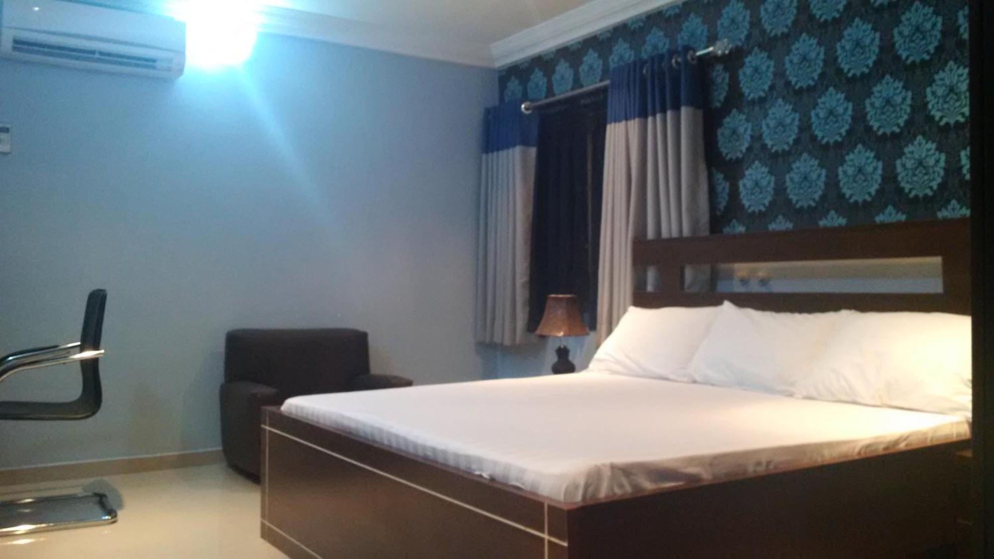 Haute Aparthotel Ikeja Habitación foto